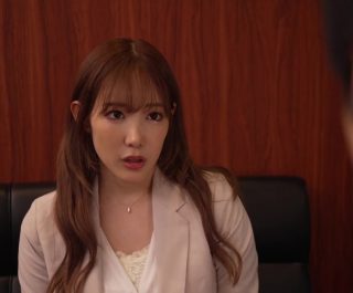 Mây mưa với ả sếp nữ ngực bự