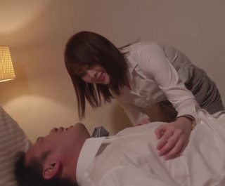 Hạ thuốc kích dục tên nhân viên đã có vợ